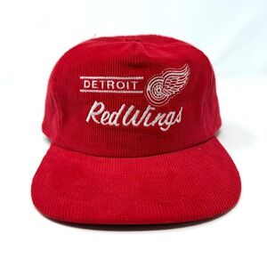 Vintage Competitor NHL Detroit Red Wings Red Corduroy Snapback Hat Cap One Size